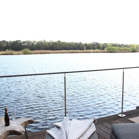 'slapen Aan Het Ven' Met Jacuzzi - Ontbijt - Minibar - Privétuin - Waanzinnig Uitzicht - Beschermd Natuurgebied - Niet Roken *
