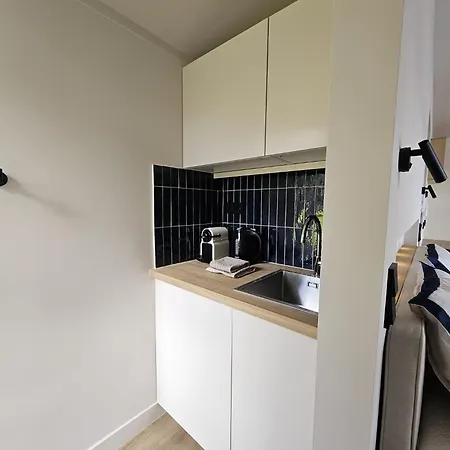 'slapen Aan Het Ven' Met Jacuzzi - Ontbijt - Minibar - Privétuin - Waanzinnig Uitzicht - Beschermd Natuurgebied - Niet Roken *